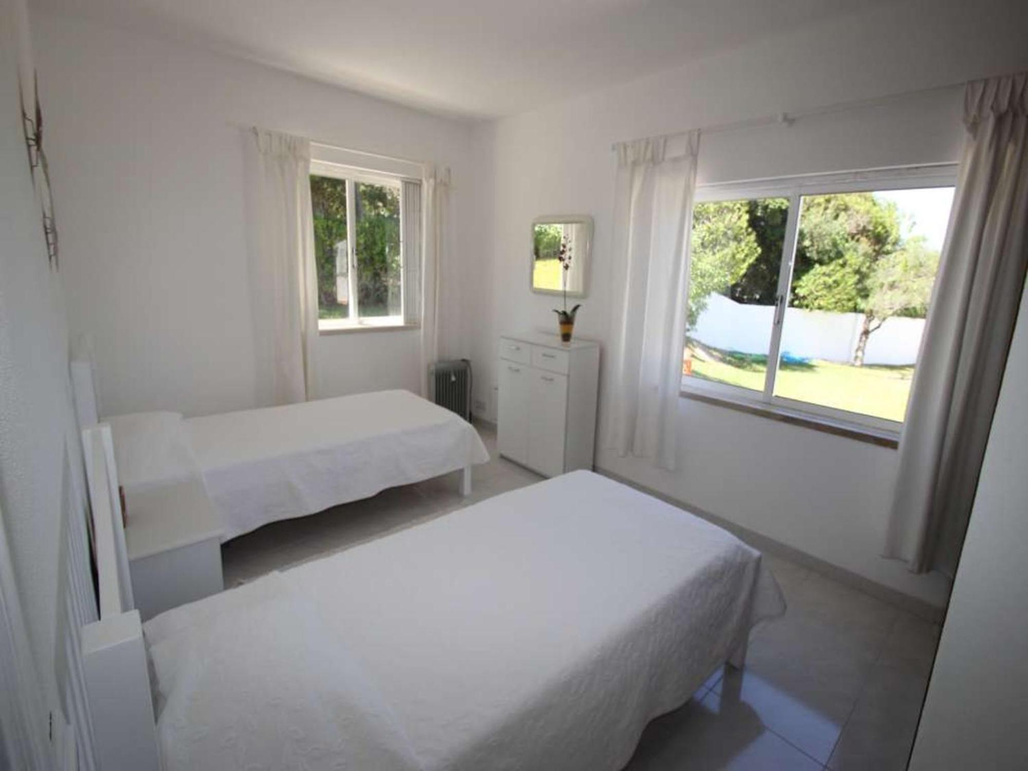 Classic Casa Bella Private Pool 4 Bedrooms Short Walk To Restaurant * Albufeira